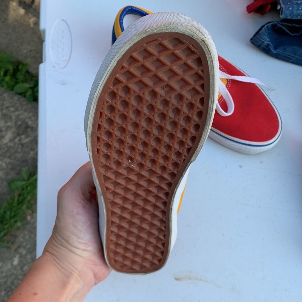 NWOT Old Skool Vans - Picture 2 of 3